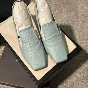 TIBI — EMBOSSED OSTRICH SQUARE TOE PUMP in BLUE — NEVER WORN!